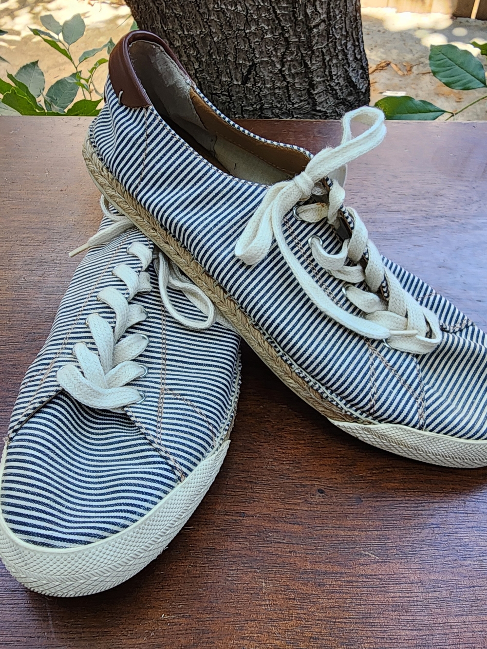 G.H. Bass & Co Sandy Striped Canvas Espadrille Sneakers Size 8.5